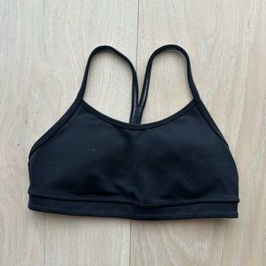 Lululemon black sports bra flow y